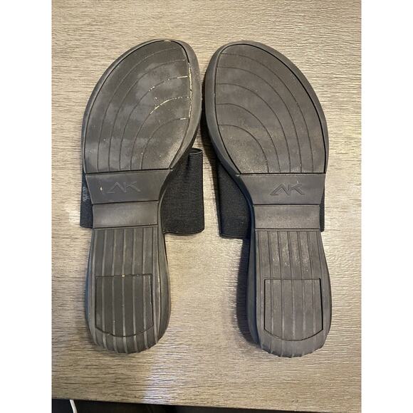 ANNE KLEIN AK SPORT Black SANDALS WOMEN'S Size 9 Thongs EUC Flip Flops - Picture 10 of 10